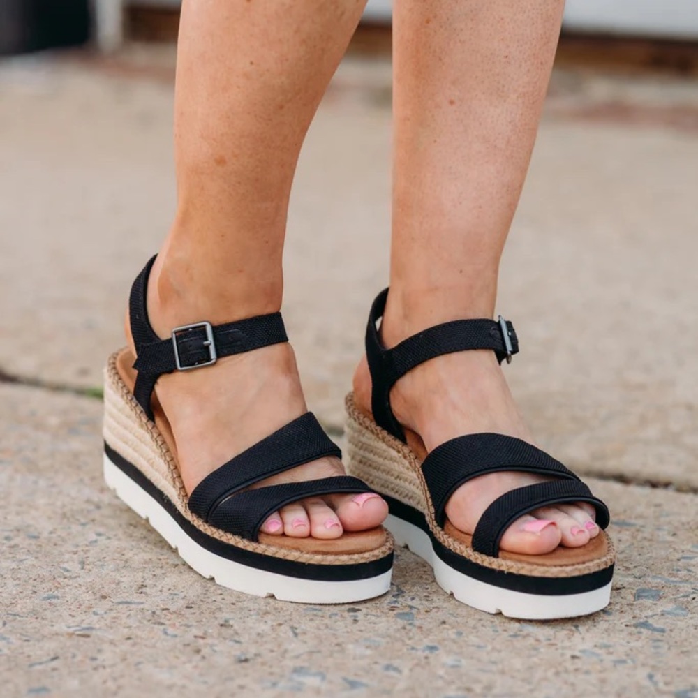 NIB Toms Darya Platform Wedge Sandal Size 10